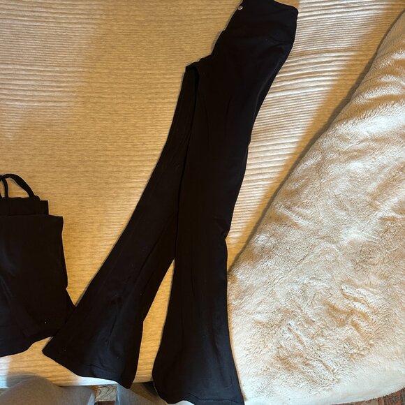 Black LuluLemon Bundle - 5 pieces! - Picture 12 of 15